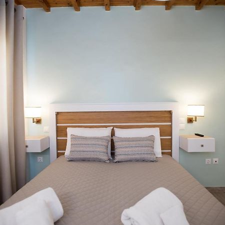 Filoxenia Apartments Орнос Екстериор снимка