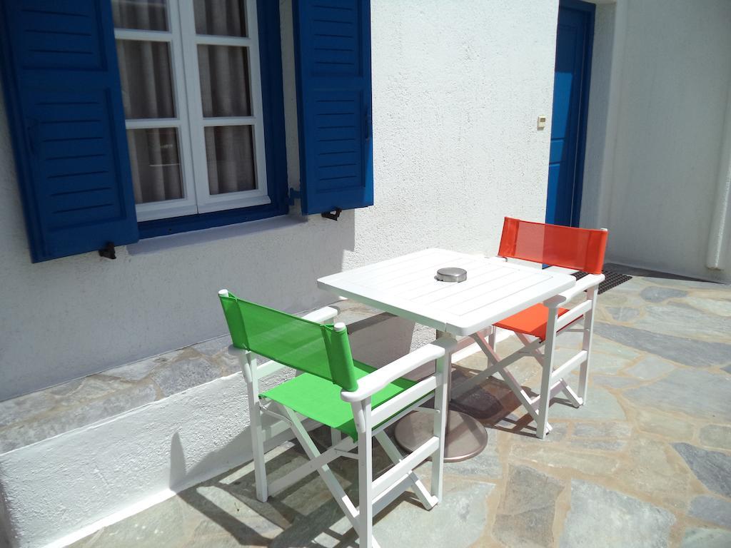 Filoxenia Apartments Орнос Екстериор снимка
